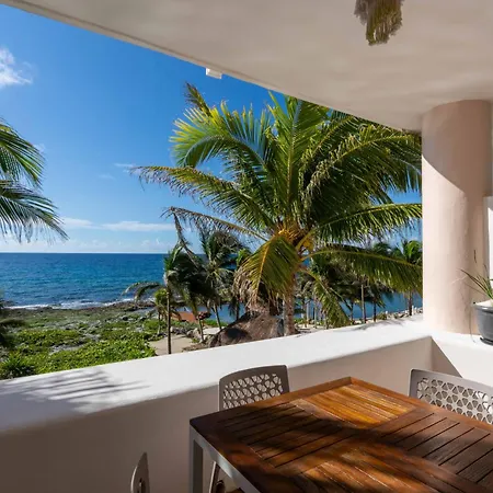 2 Bedroom Apartment Sea View